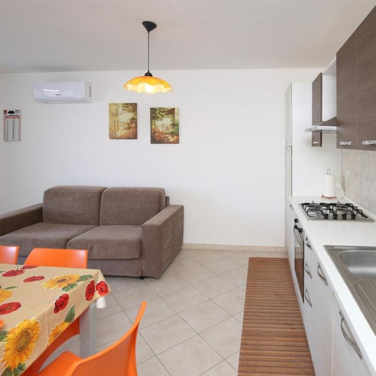 Ena living - Appartamento con 2 Camere da Letto, Terrazza e Vista Mare - 9