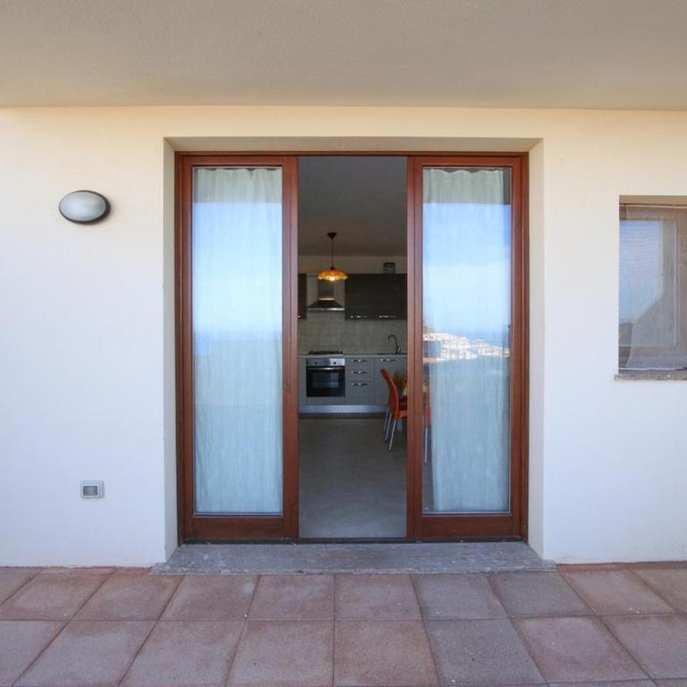 Ena living - Appartamento con 2 Camere da Letto, Terrazza e Vista Mare - 16