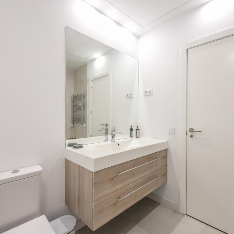 Ananda Boutique Coliving - Habitación Doble con baño compartido - 3