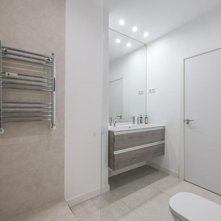 Ananda Boutique Coliving - Habitación Deluxe con cama extragrande - 12