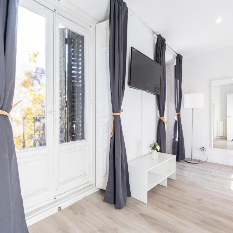 Ananda Boutique Coliving - Habitación Deluxe con cama extragrande - 7