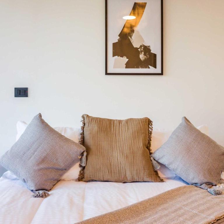 Chic 1-Bedroom Retreat in Providencia - Apartment - 9