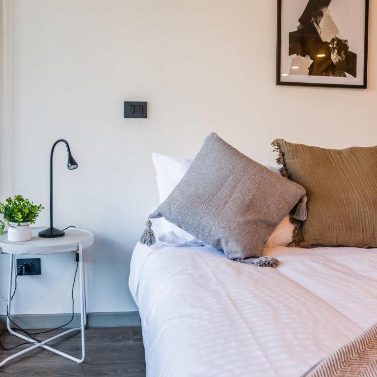Chic 1-Bedroom Retreat in Providencia - Apartment - 13