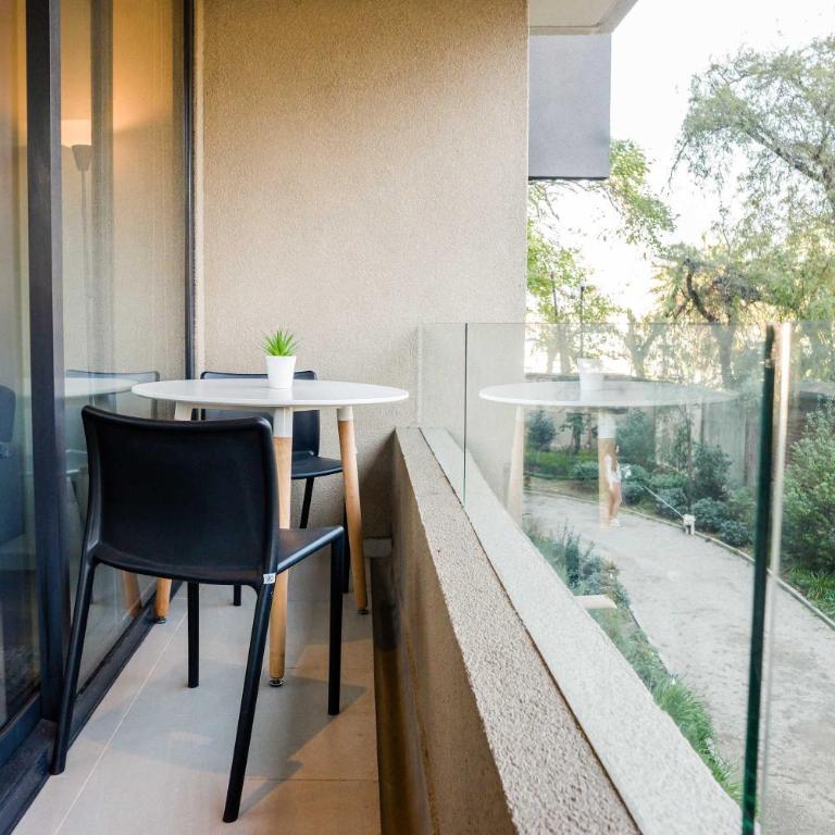 Chic 1-Bedroom Retreat in Providencia - Apartment - 19