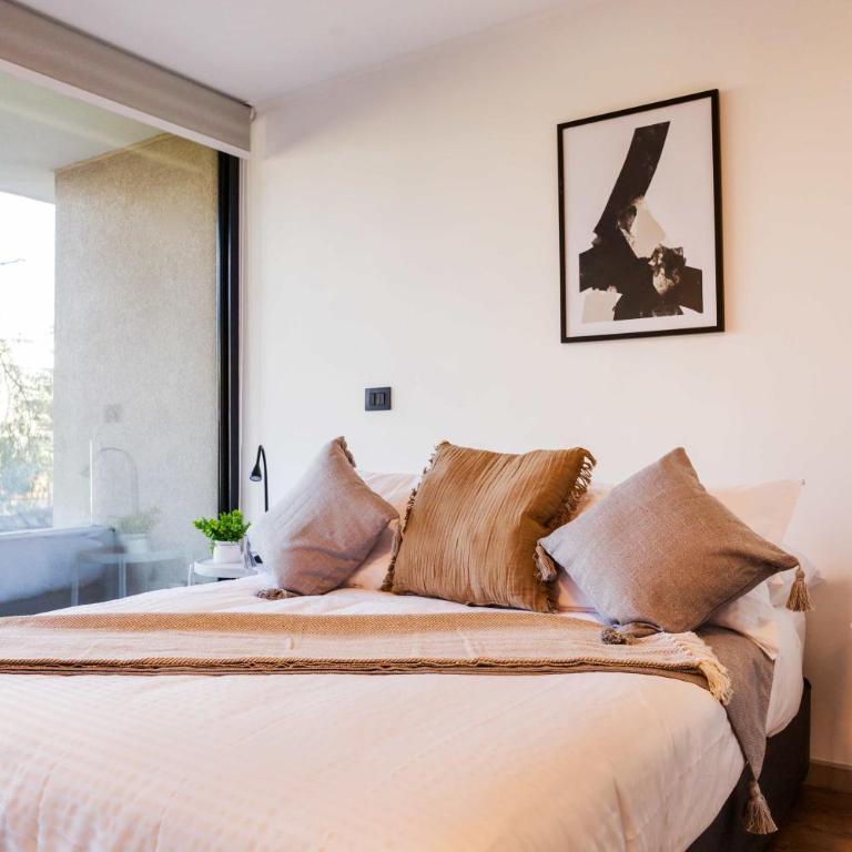 Chic 1-Bedroom Retreat in Providencia - Apartment - 16
