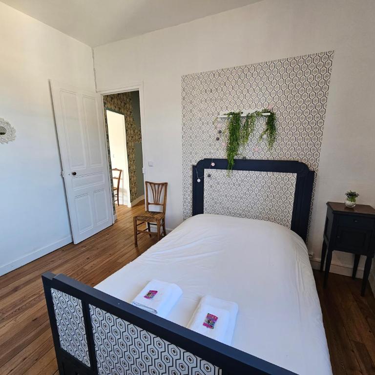 Castle Blue - 7 Personnes - 10 min Sanctuaire - Apartment mit 3 Schlafzimmern - 29