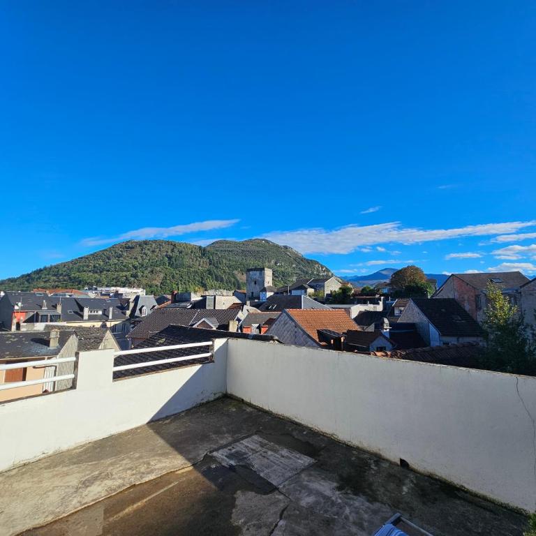 Castle Blue - 7 Personnes - 10 min Sanctuaire - Apartment mit 3 Schlafzimmern - 42