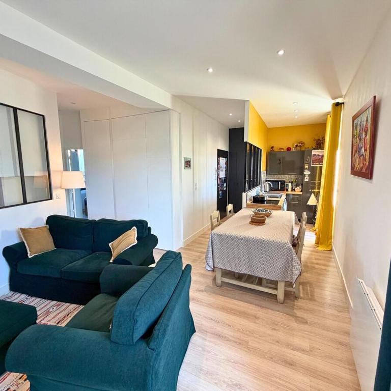Apartment with balcony 4 people - Two-Bedroom Apartment - 1
