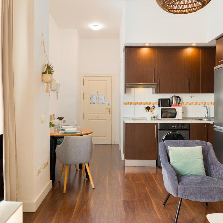 C87 - Nice Apartment Close to Teatro Cervantes - Apartamento - 7