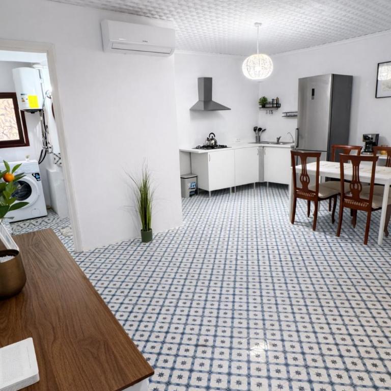 Cullera Center, 15 min Beach - Apartamento de 3 dormitorios - 4
