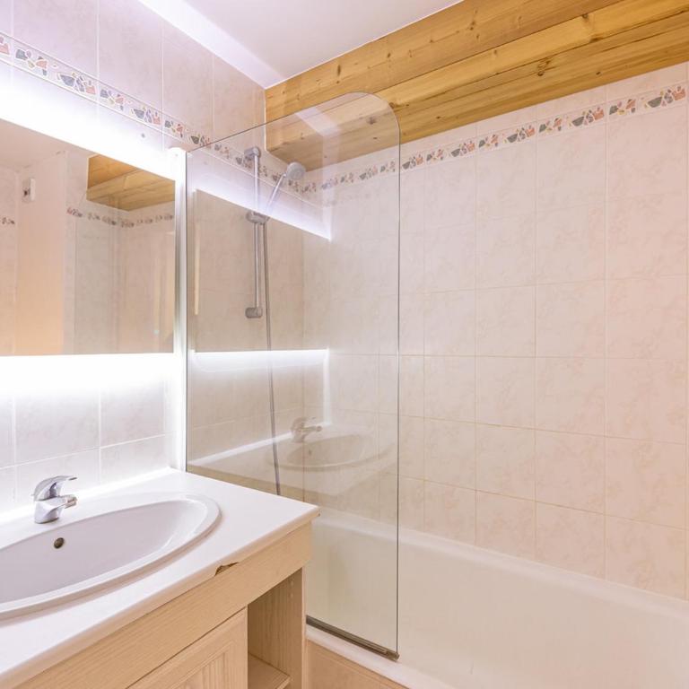 Studio moderne proche pistes, 4 pers., ski casier - FR-1-807-112 - Estudio - 5