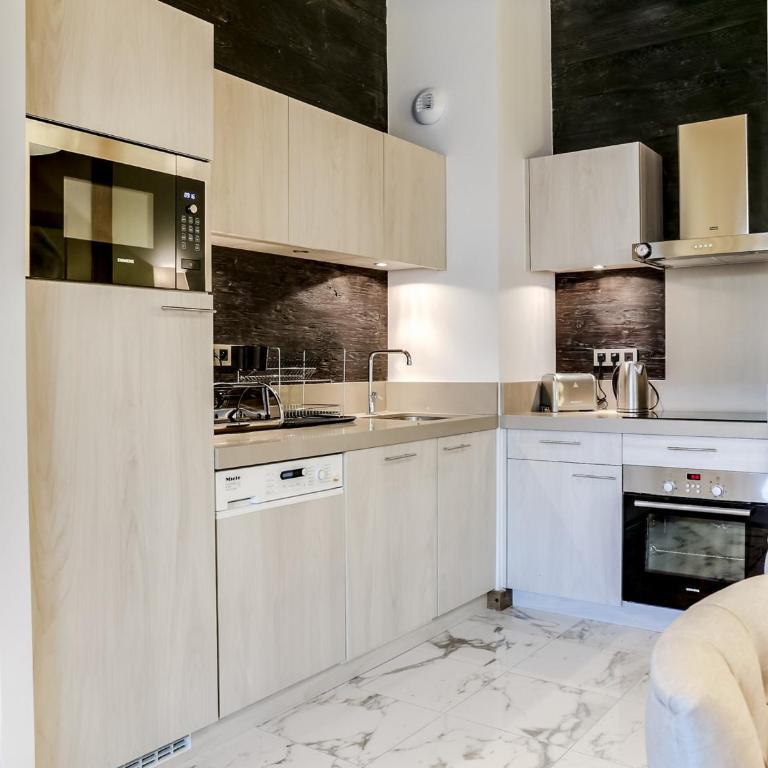 Appartement 4 pièces aux pistes avec parking et wifi - FR-1-562-35 - Appartement (6 Adultes) - 6