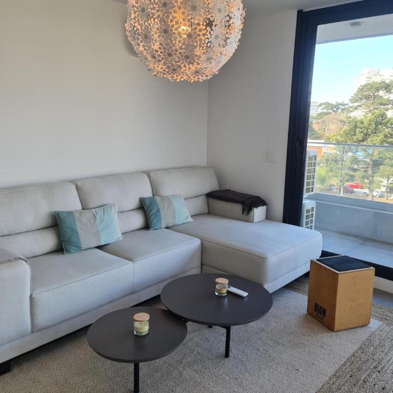 Apartment in Punta with Swimming Pool - Apartamento de 2 dormitorios - 1