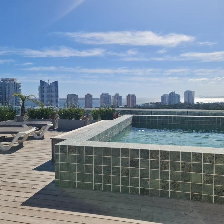 Apartment in Punta with Swimming Pool - Apartamento de 2 dormitorios - 22