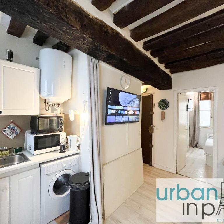UrbanFlat 192 - 1 Bedroom Apartment in the very center of Paris - Appartement - 9