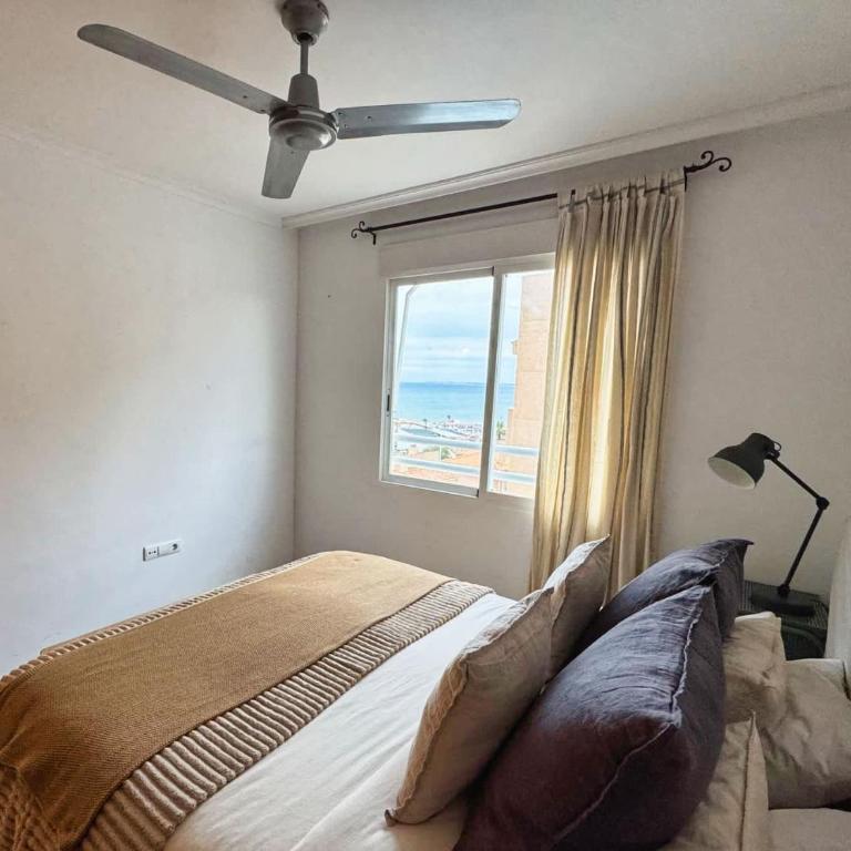 Dúplex 2 dormitorios con terraza en Santa Pola - Apartamento - 6