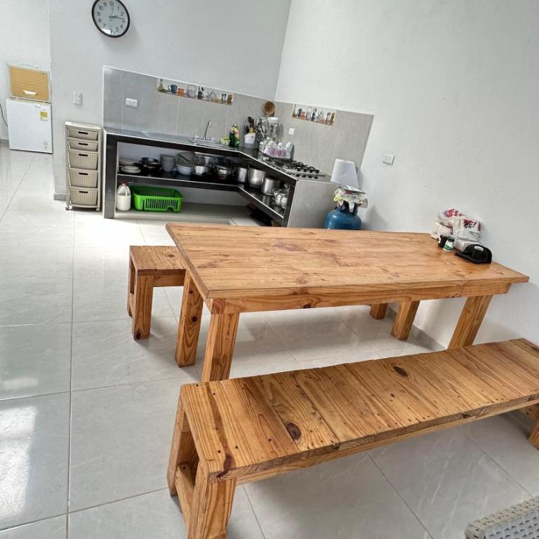 CASA VACACIONAL REMODELADA EN CARMEN de APICALA - Casa de 3 dormitorios - 5