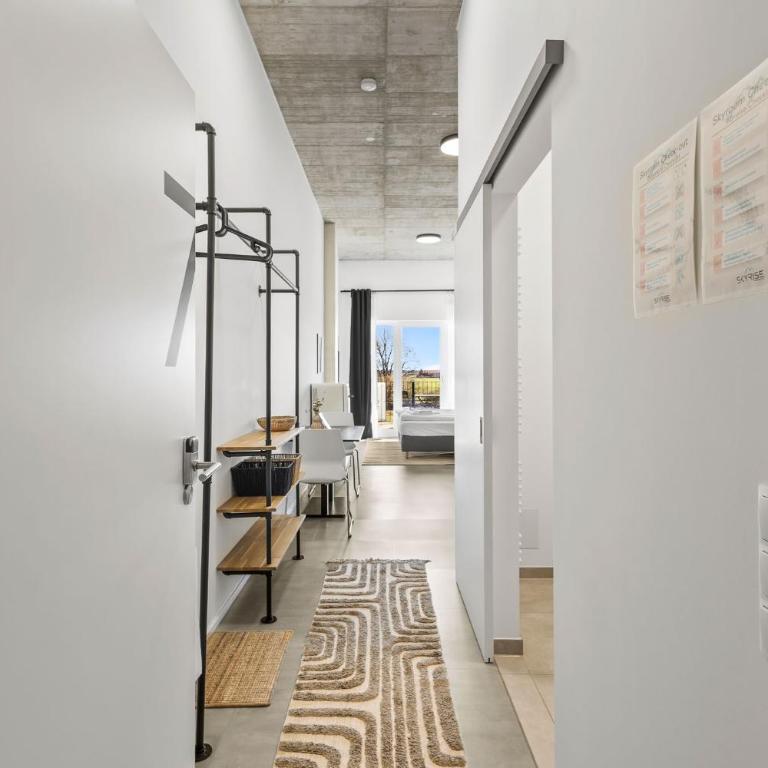 SKYRISE Apartments mit Küche, WLAN & Parkplatz - ruhige Lage - Superior Studio - 11