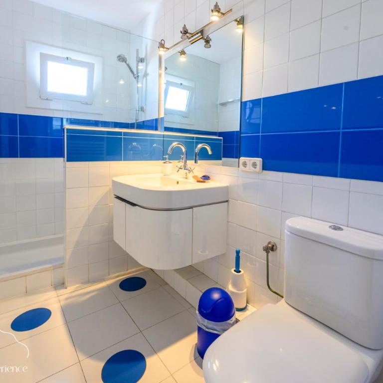 Chez Pacha - Dúplex céntrico I 2' playa I hasta 5 huéspedes I equipado I Brava Experience - Apartamento de 2 dormitorios - 5