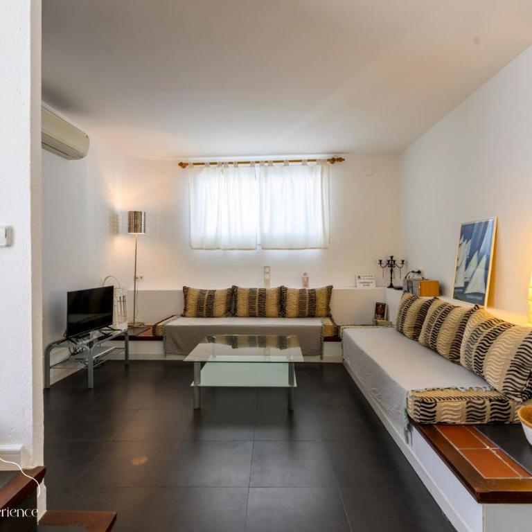 Chez Pacha - Dúplex céntrico I 2' playa I hasta 5 huéspedes I equipado I Brava Experience - Apartamento de 2 dormitorios - 3