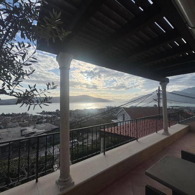 Seaview Tivat - Two-Bedroom Apartment - 1