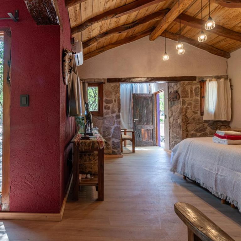 Araoz de Lamadrid Wine Lodge - Superior Double or Twin Room with Mountain View - 1