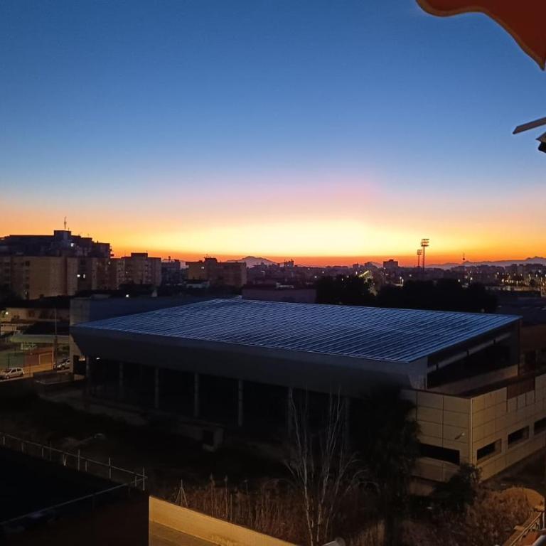 Apartamento completo en Santa Pola cerca de la playa, con piscina y parking - Apartamento de 2 dormitorios - 34