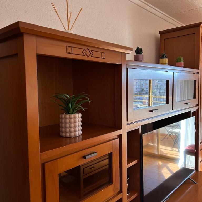Apartamento completo en Santa Pola cerca de la playa, con piscina y parking - Apartamento de 2 dormitorios - 25