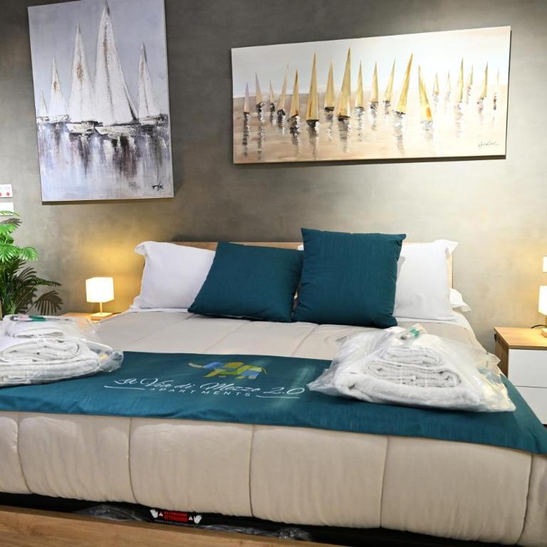 La Via di Mezzo 2 Apartments - Two-Bedroom Apartment with Balcony - 35