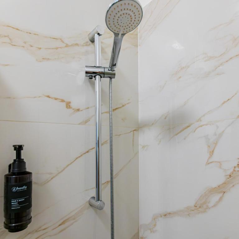 Hostly Bonaini Grand Apartment in Pisa Center - Appartamento Deluxe con 3 Camere da Letto - 39