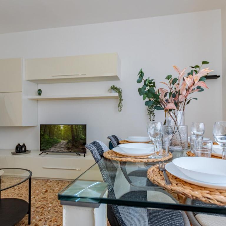 Hostly Bonaini Grand Apartment in Pisa Center - Appartamento Deluxe con 3 Camere da Letto - 7