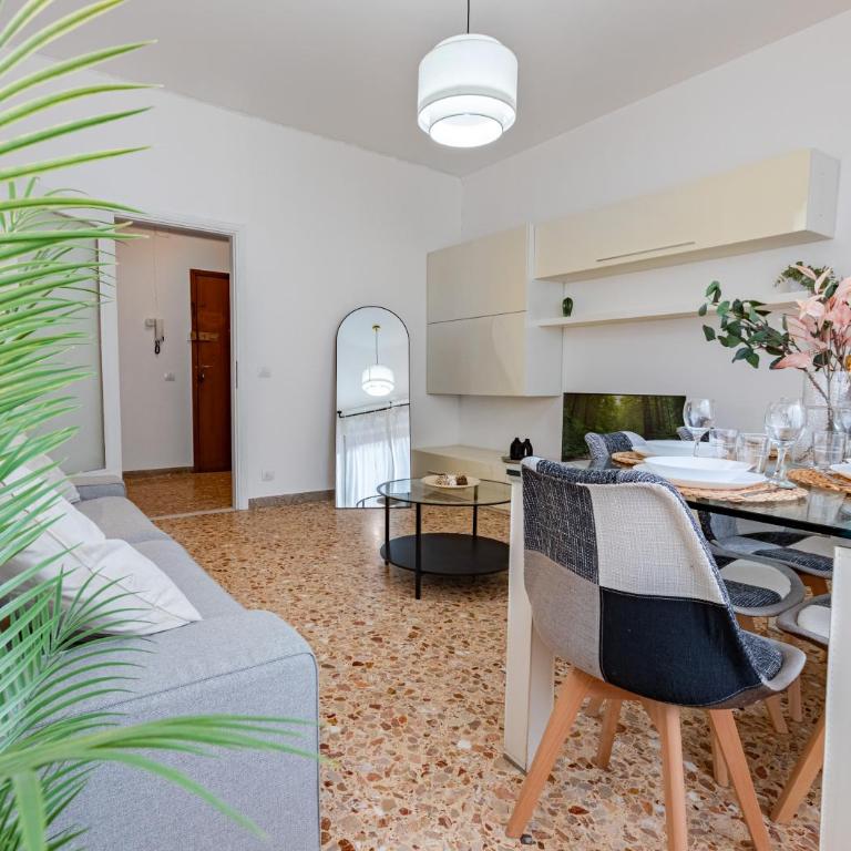 Hostly Bonaini Grand Apartment in Pisa Center - Appartamento Deluxe con 3 Camere da Letto - 10