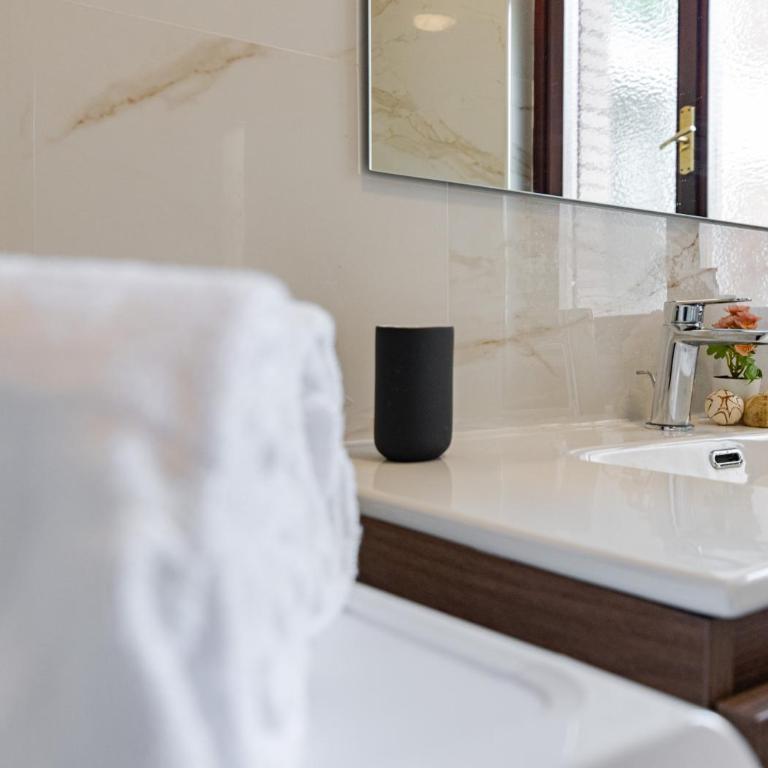 Hostly Bonaini Grand Apartment in Pisa Center - Appartamento Deluxe con 3 Camere da Letto - 41