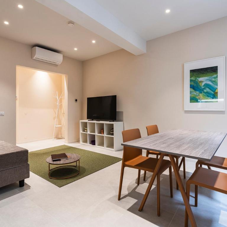 Palazzo Accademia-Brunelleschi-1 - Appartamento con 2 Camere da Letto - 6