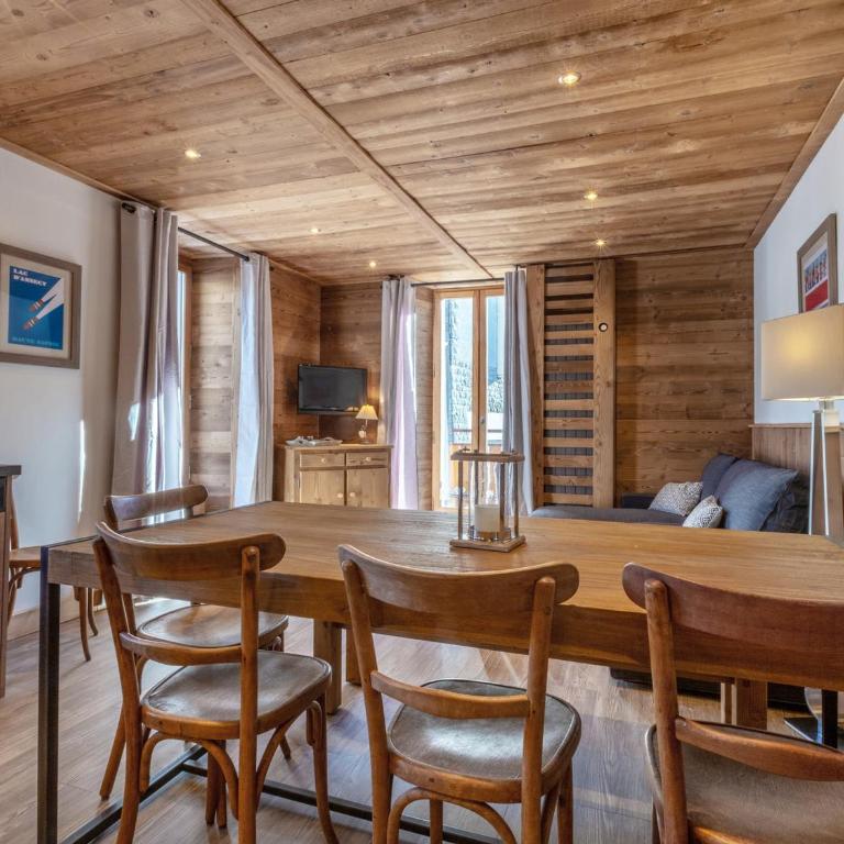 Appartement 4 pièces, 8 pers, centre village, prox. remontées, Wifi, parking, La Clusaz - FR-1-437-71 - Appartement (8 Adultes) - 10