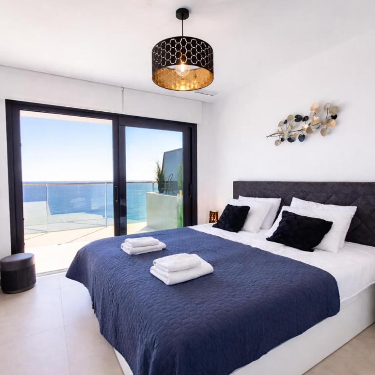 Sunset Cliffs sea view apartments 14 floor - Three-Bedroom Deluxe Apartment - 16