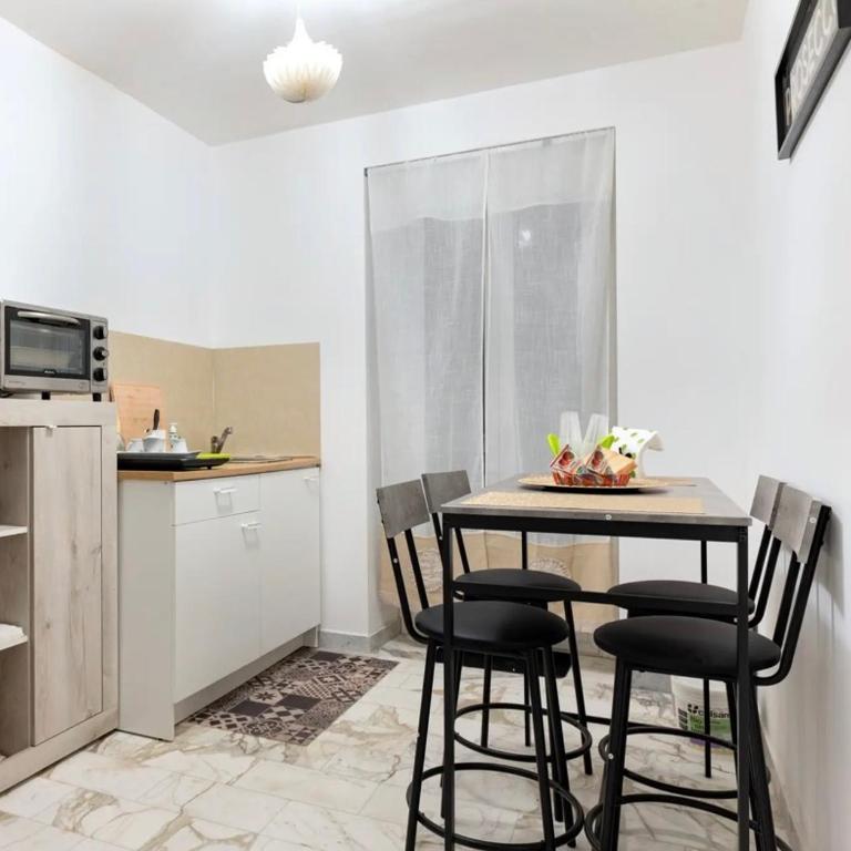 Adua Luxury rooms - Appartamento con 2 Camere da Letto - 9