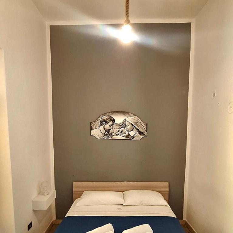 Mazzini House - One-Bedroom Apartment with Balcony - 12