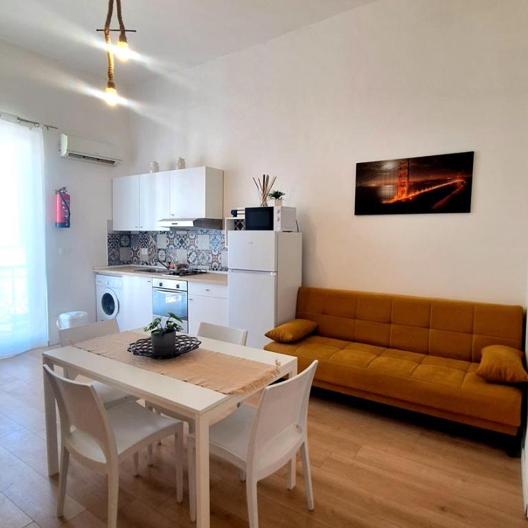 Mazzini House - One-Bedroom Apartment with Balcony - 19