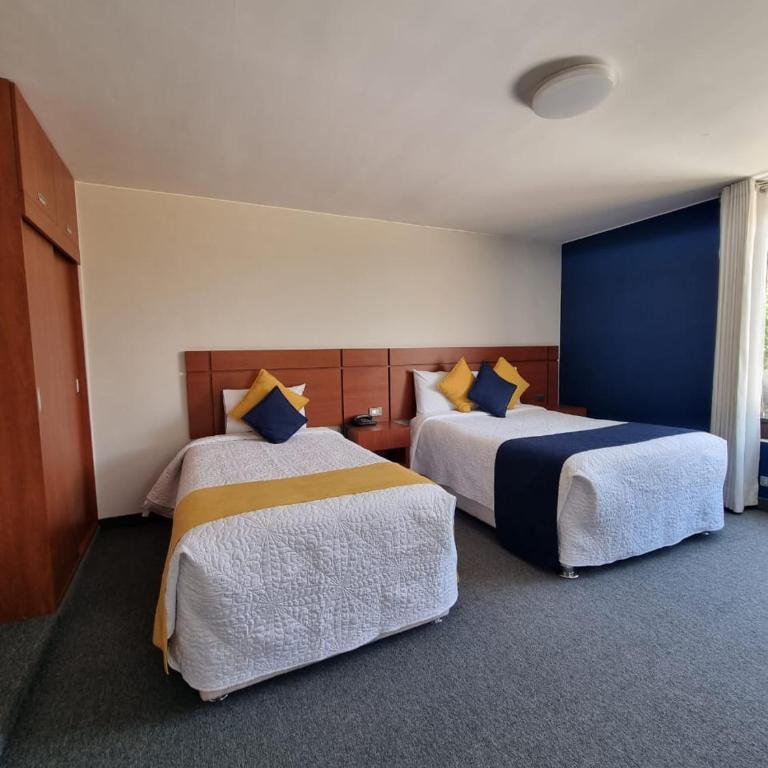 Hotel La Gruta - Standard Twin Room - 3