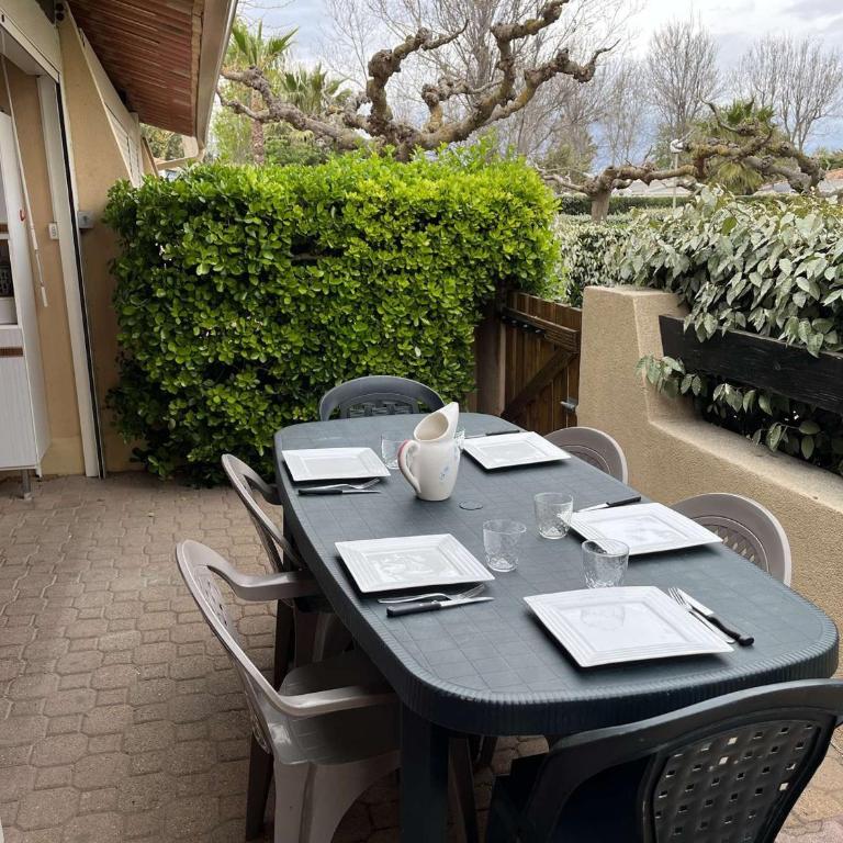 Appartement 2 pièces accès direct plage, animaux acceptés, parking - FR-1-387-193 - Appartement - 1