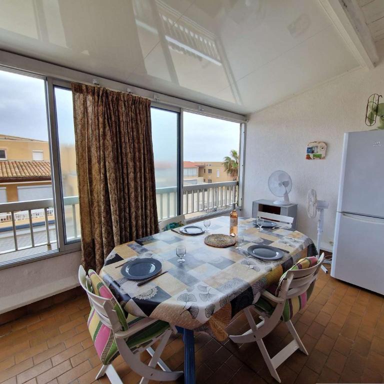 Studio mezzanine à Marseillan Plage, accès direct plage, parking, petit budget - FR-1-387-219 - Monolocale - 1