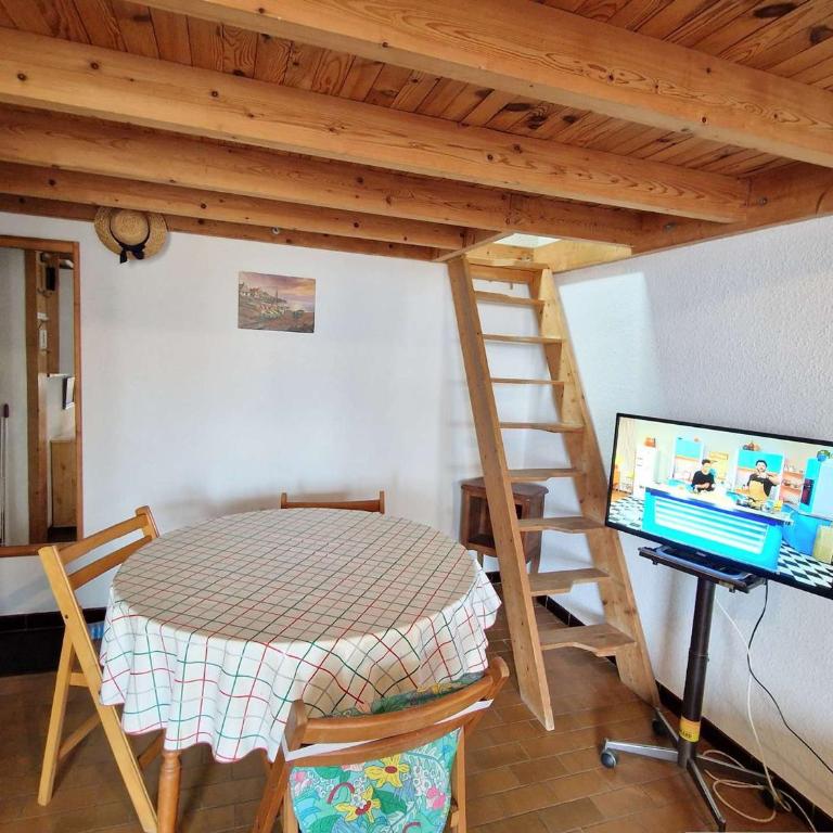 Studio mezzanine à Marseillan Plage, accès direct plage, parking, petit budget - FR-1-387-219 - Monolocale - 6