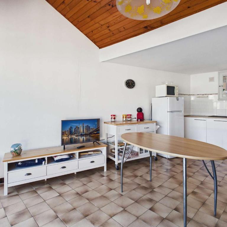 Appartement 2 pièces en duplex, proche plage, parking privé - FR-1-326-861 - Appartement - 5