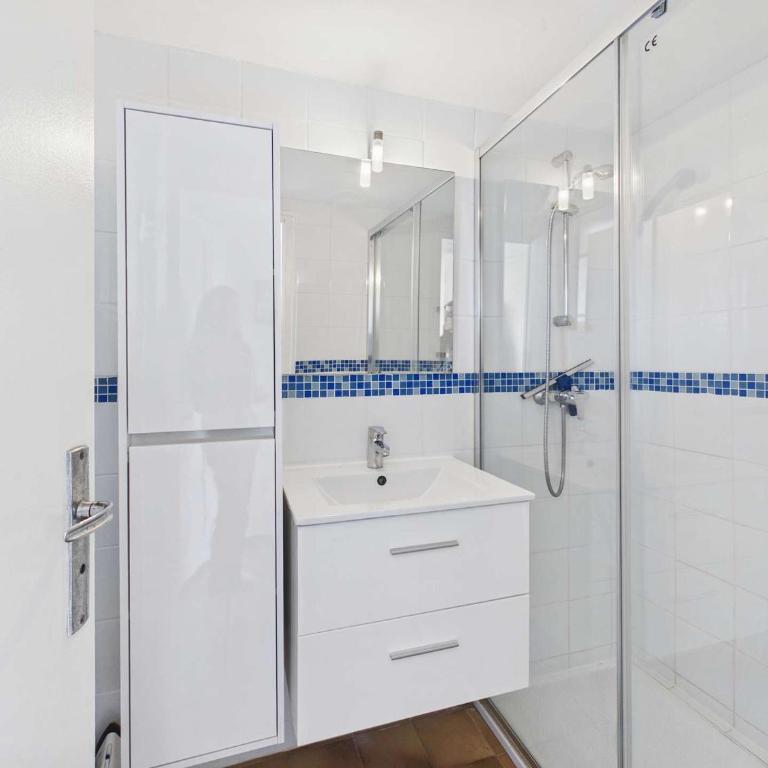 Appartement 2 pièces en duplex, proche plage, parking privé - FR-1-326-861 - Appartement - 11