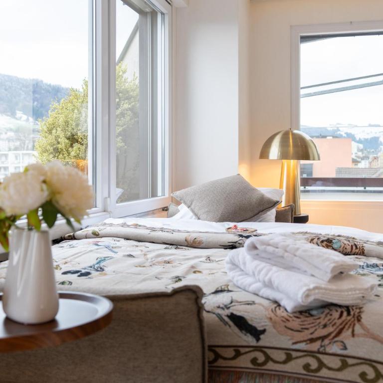 View Pilatus-Luxus-Maisonette mit Pilatusblick - 6 Personen - PP - Apartment mit 2 Schlafzimmern - 56