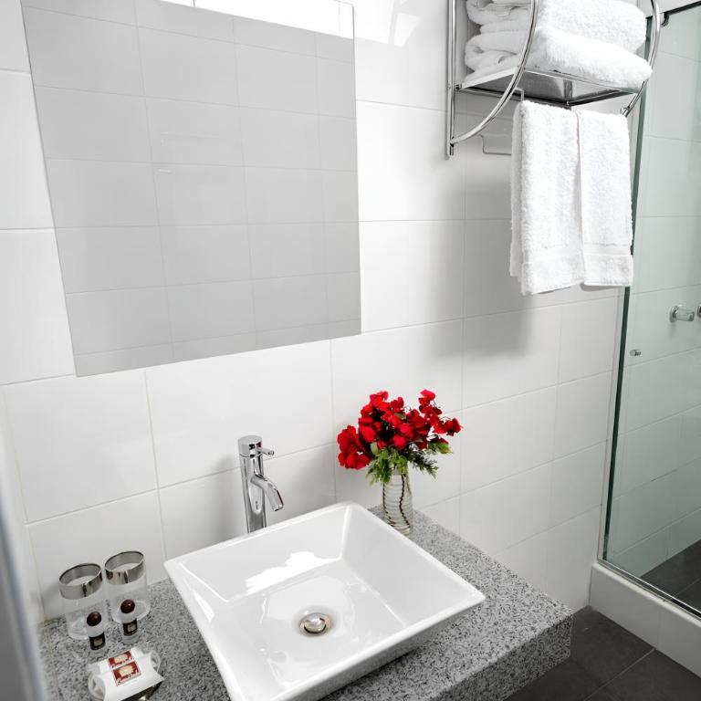 Mint Hotel - Superior Double Room - 6