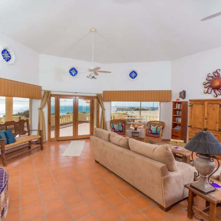 Spacious Las Conchas Home l Casa de las Garzas - Apartment - 3