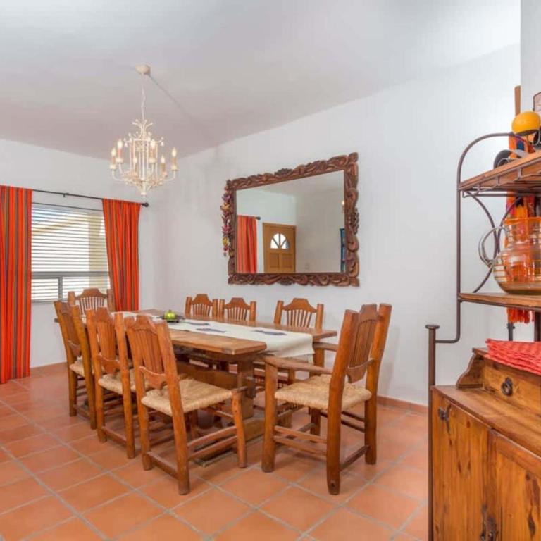 Spacious Las Conchas Home l Casa de las Garzas - Apartment - 9