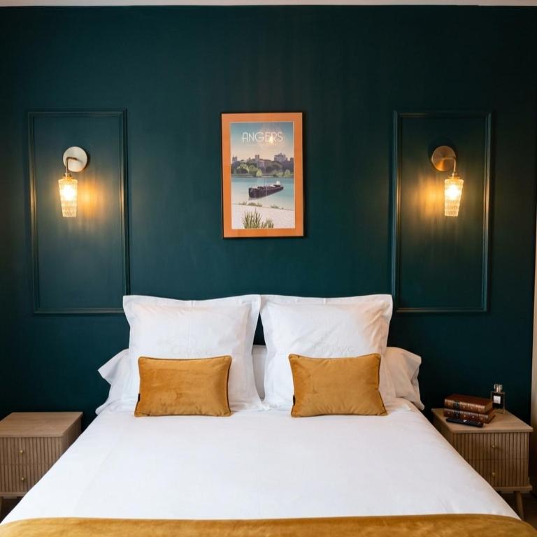 Chambres d'hôtes "Chez Lyly et Juju" Piscine&Sauna Parking Gratuit - Chambre Double avec Salle de Bains Privative - 7